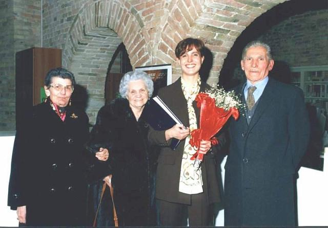 stefy07.jpg - I Nonni e la laureata